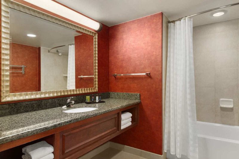 Embassy Suites By Hilton Winston Salem - Winston Salem, NC