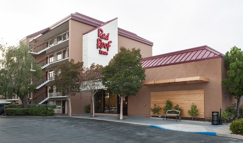 Red Roof Plus+ San Francisco Airport - Burlingame, CA