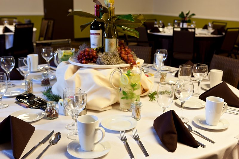 Holiday Inn Hotel & Suites Atlanta Airport-North