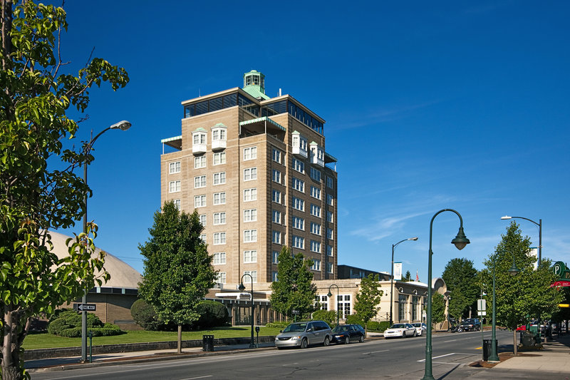 Park Place Hotel - Traverse City, MI
