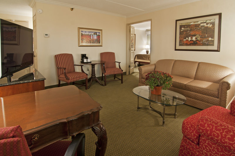 Best Western White Bear Country Inn - Saint Paul, MN