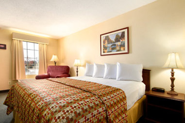 Baymont Inn & Suites Georgetown/Near Georgetown Marina - Georgetown, SC