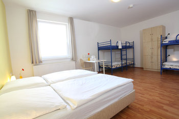 A&O Berlin Hauptbahnhof - Room
