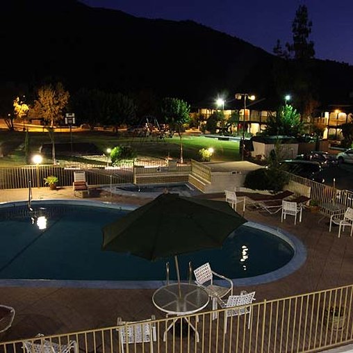 WESTERN HOLIDAY LODGE - Three Rivers, CA