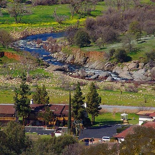 WESTERN HOLIDAY LODGE - Three Rivers, CA