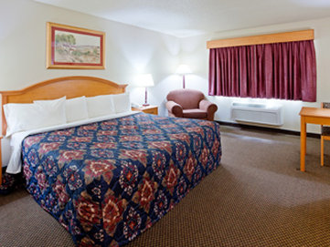 Americinn - Plymouth, WI