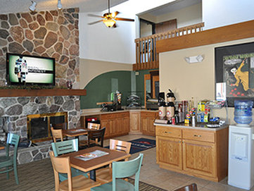 Americinn - Plymouth, WI