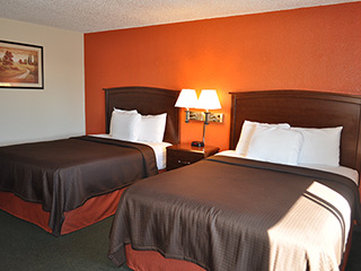 Americinn - Plymouth, WI