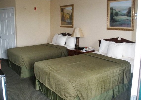 Quality Inn - Decherd, TN