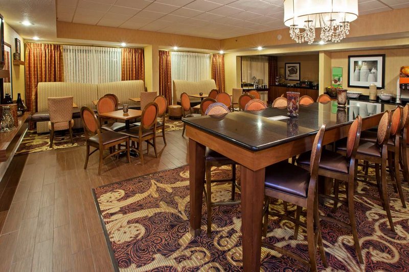 Hampton Inn Youngstown-West I-80 - Youngstown, OH