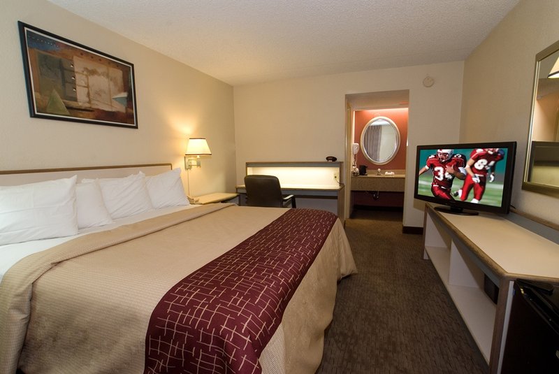Red Roof Inn - Tampa, FL