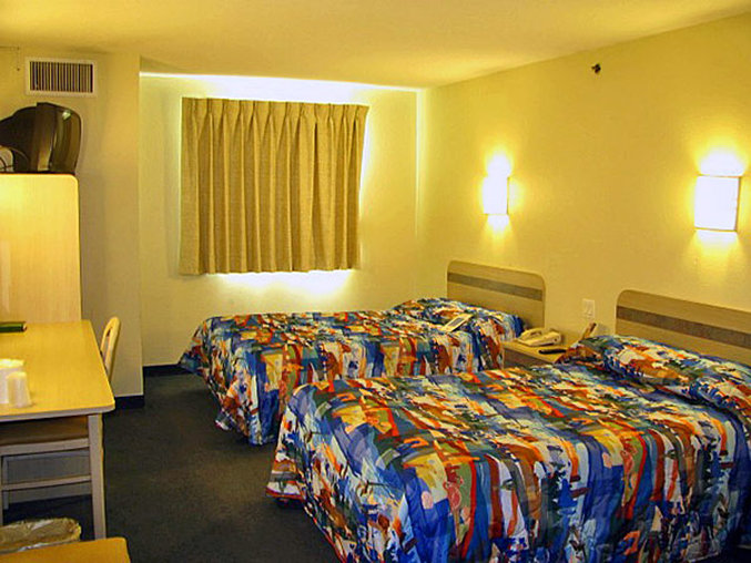 Motel 6 - Georgetown, IN