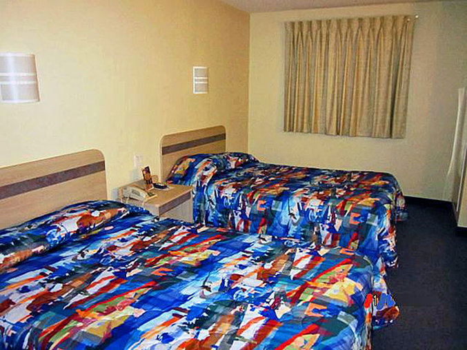 Motel 6 - Georgetown, IN
