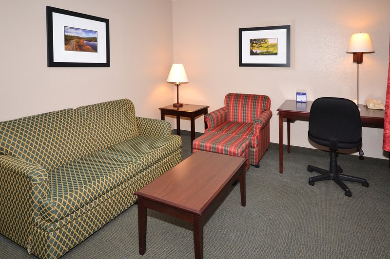 Best Western - Lawrence, KS
