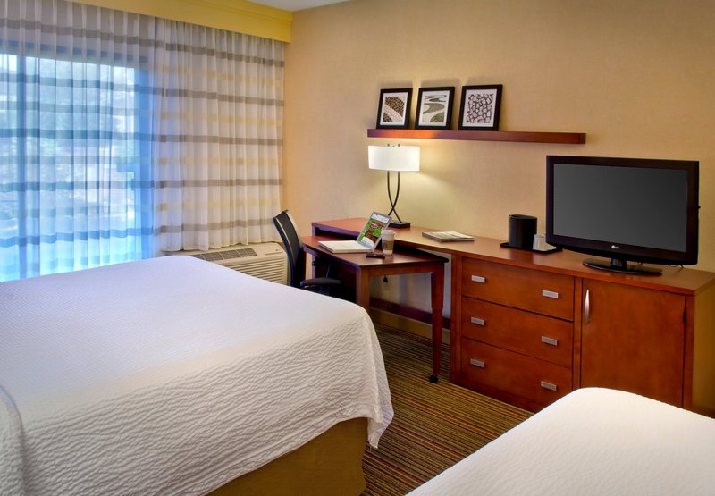 Courtyard By Marriott Mt. Laurel - Mount Laurel, NJ
