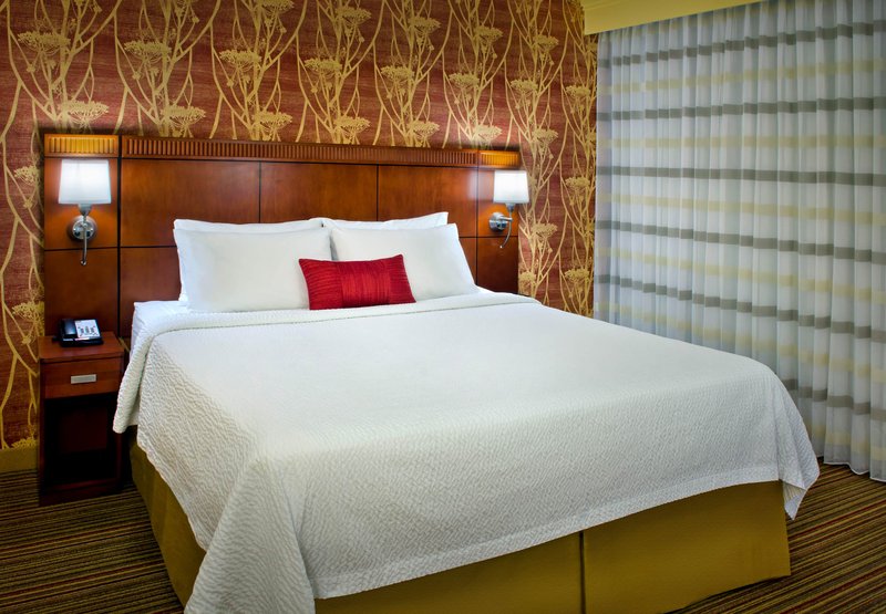 Courtyard By Marriott Mt. Laurel - Mount Laurel, NJ