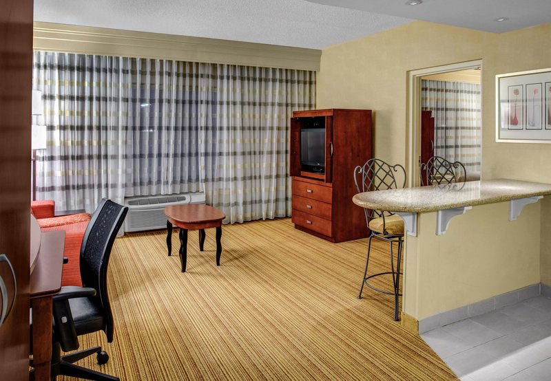 Courtyard By Marriott High Point - High Point, NC