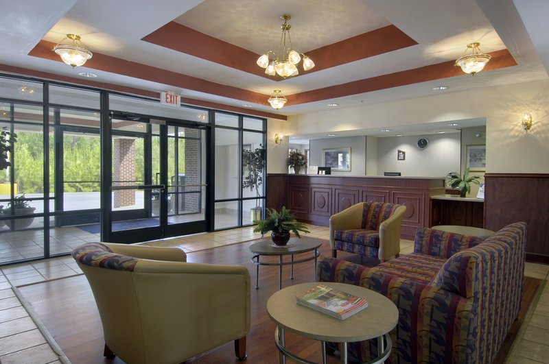 Red Roof Inn & Suites Savannah Airport - Pooler, GA