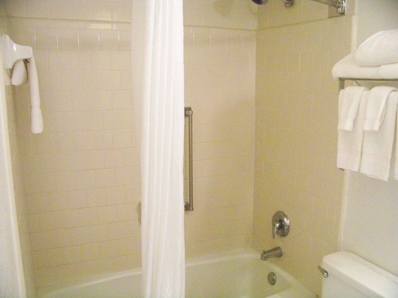 Best Western White Columns Inn - Thomson, GA