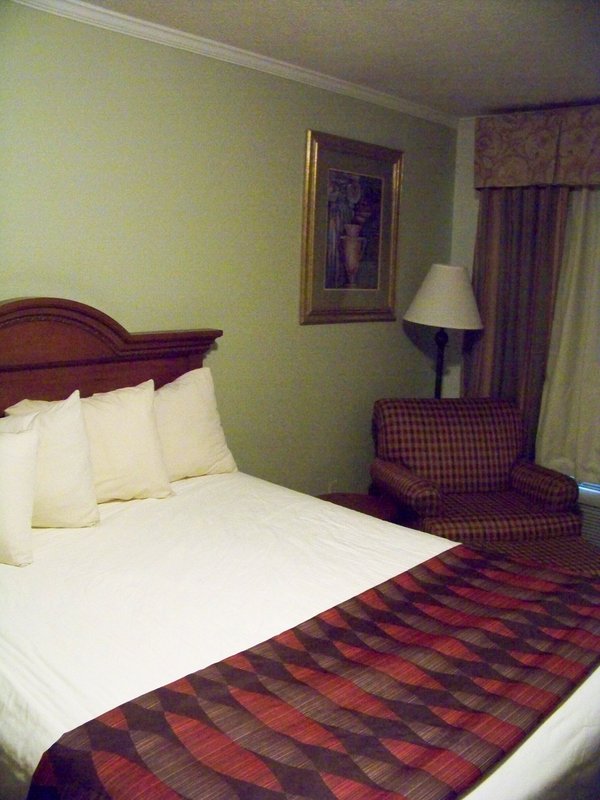 Best Western White Columns Inn - Thomson, GA
