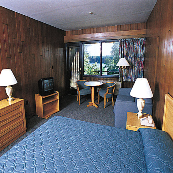 Barren River Lake Resort Lodge and Cottages - Lucas, KY