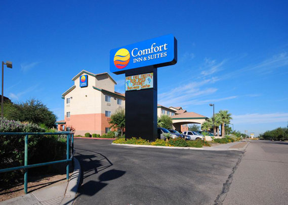 Comfort Inn & Suites