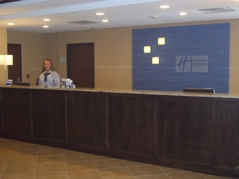 Holiday Inn Express NEWINGTON - Hartford, CT