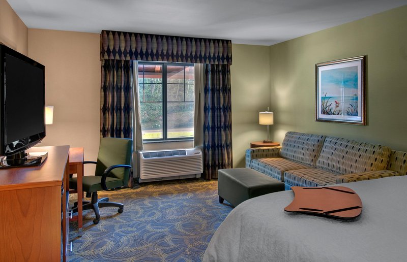 Hampton Inn & Suites Astoria - Astoria, OR