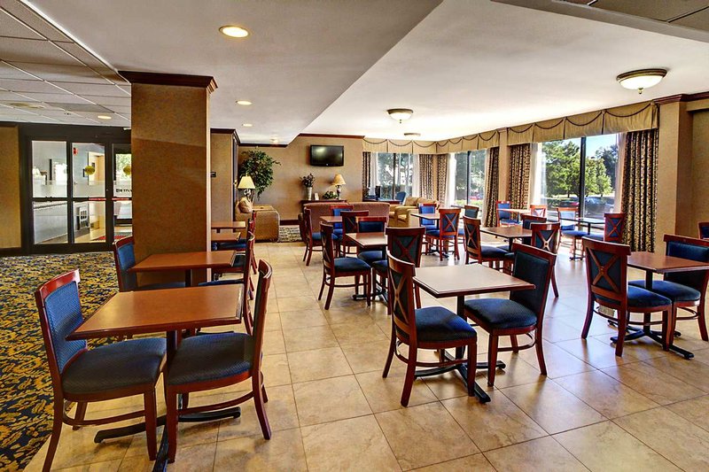 Hampton Inn Raleigh/Cary - Cary, NC