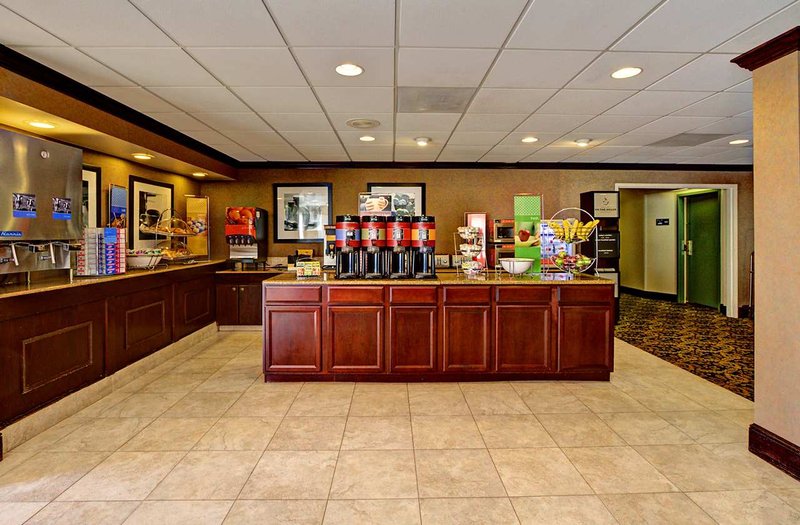 Hampton Inn Raleigh/Cary - Cary, NC