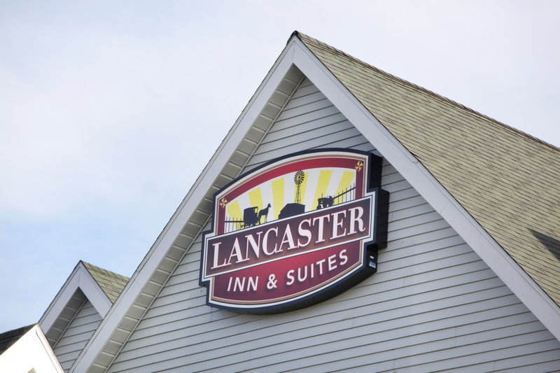 Lancaster Inn & Suites - Manheim, PA