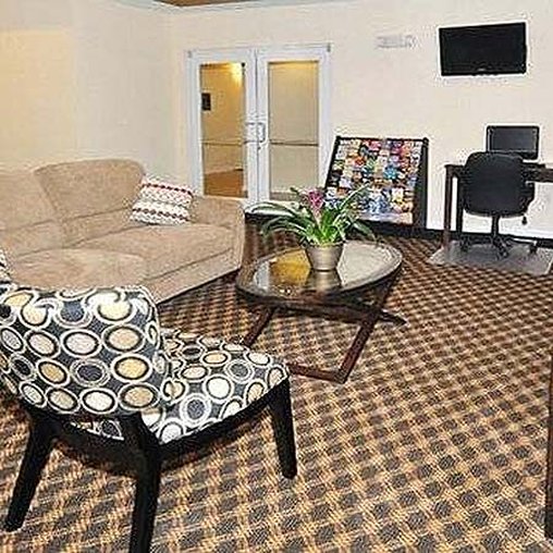 Econo Lodge Cleburne - Cleburne, TX