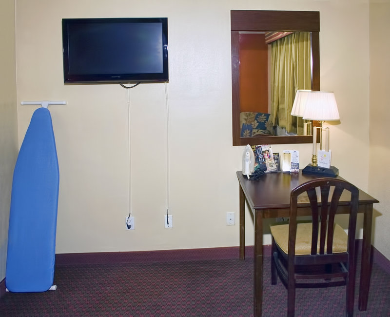 Americas Best Value Inn - Weslaco, TX
