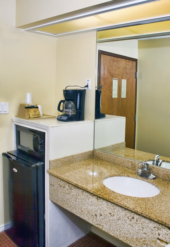 Americas Best Value Inn - Weslaco, TX