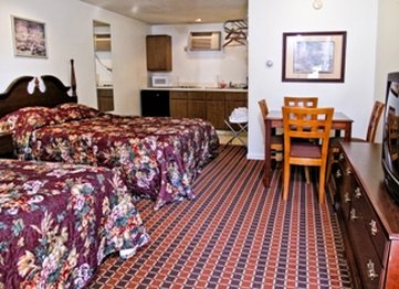 Exit 5 Motel & Cottages - Saco, ME