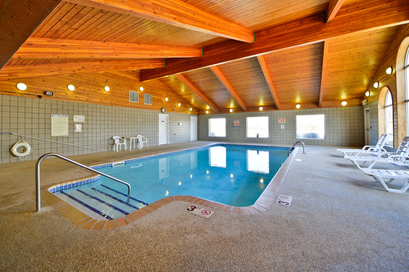 Americas Best Value Inn - Clearwater, MN