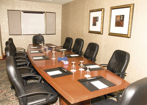 Clarion-Empire Meadowlan - Secaucus, NJ