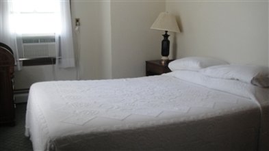 Oakwood Inn & Motel - Sanford, ME
