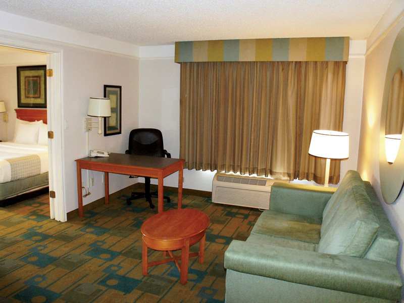 La Quinta Inn & Suites Atlanta Alpharetta - Alpharetta, GA