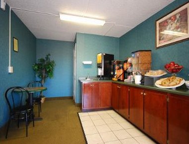 Days Inn Dickson - Dickson, TN