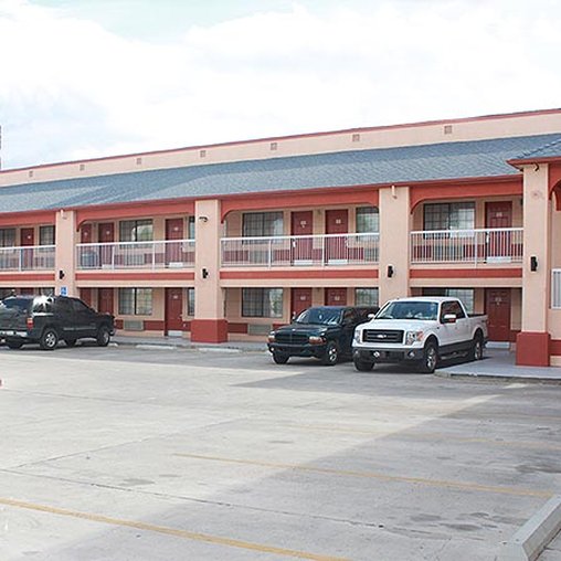 Holiday Inn Express & Suites Raymondville - Raymondville, TX