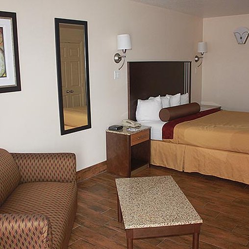 Holiday Inn Express & Suites Raymondville - Raymondville, TX