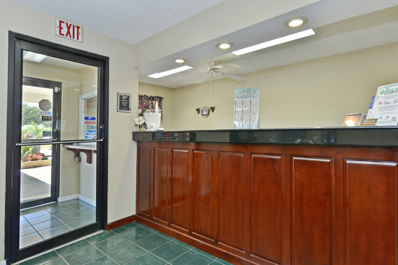 Americas Best Value Inn - Hazlehurst, GA