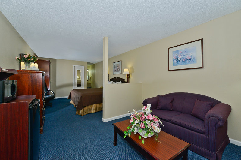 Americas Best Value Inn - Hazlehurst, GA