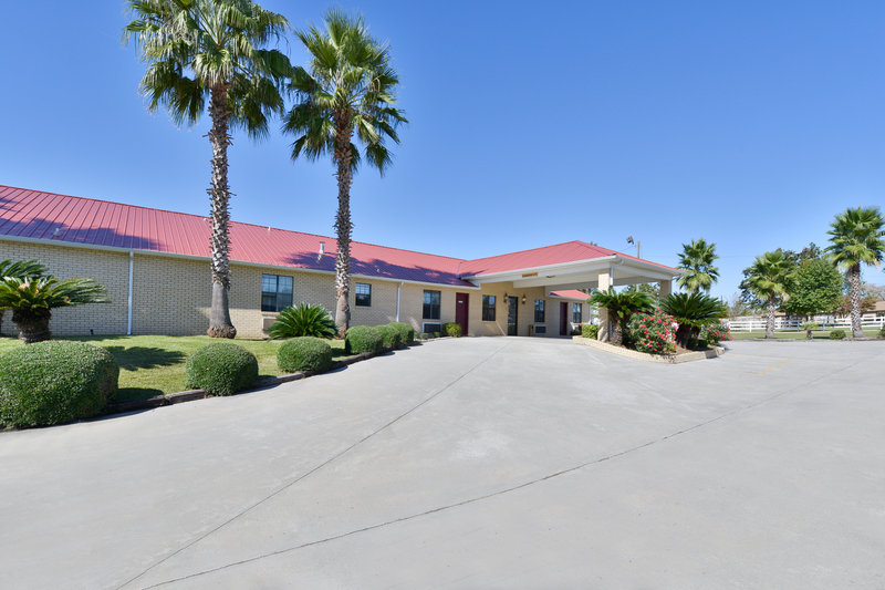Americas Best Value Inn - Hazlehurst, GA
