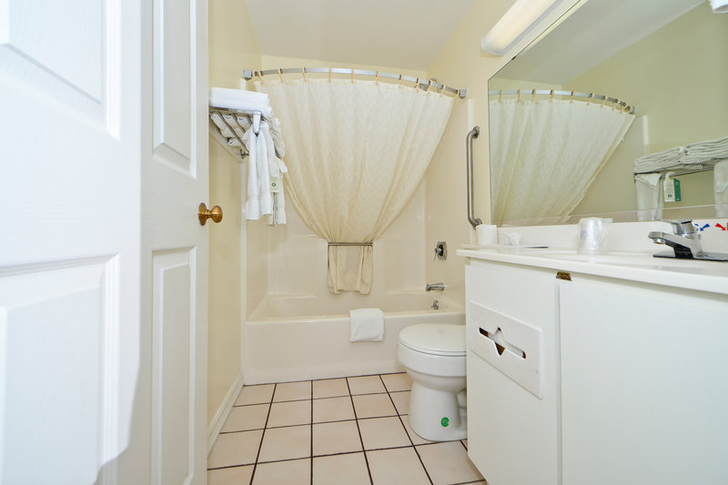 Americas Best Value Inn & Suites - Sikeston, MO