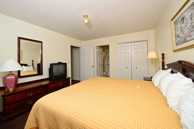 Americas Best Value Inn & Suites - Sikeston, MO