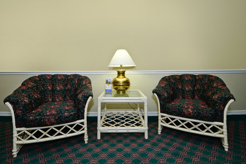 Americas Best Value Inn & Suites - Sikeston, MO