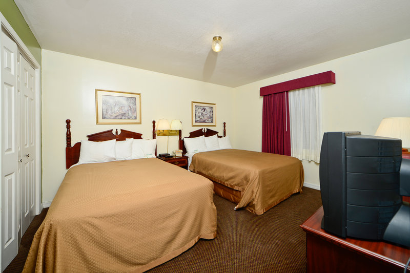 Americas Best Value Inn & Suites - Sikeston, MO