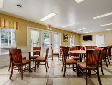 Baymont Inn & Suites - Albany, GA